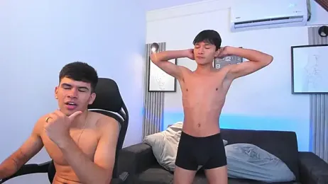 Bad_BoysW — Stripchat recorded stream screenshot (07 Apr 2026)