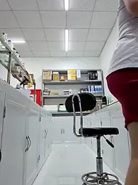 HinaLovely — Stripchat recorded stream screenshot (08 Apr 2026)