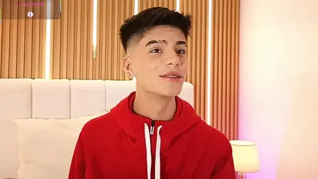 Dulcey_ — Stripchat recorded stream screenshot (08 Apr 2026)