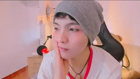 Sweet_Allan — Stripchat recorded stream screenshot (08 Apr 2026)