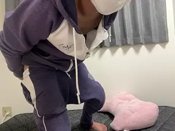 onimakura — Stripchat recorded stream image, 08.04.2026 14:00