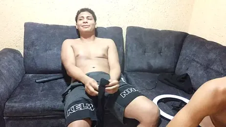 Danielraz — Stripchat recorded stream image, 08.04.2026 21:30