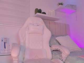 pamela-white — Camsoda recorded stream image, 09.04.2026 01:30