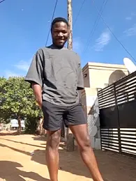 Petrossa — Stripchat recorded stream image, 09.04.2026 07:10