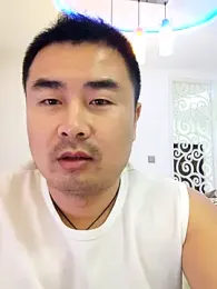 guozuo — Stripchat recorded stream screenshot (09 Apr 2026)