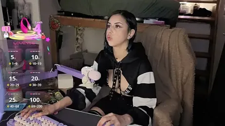 LisandreLaVenale — Stripchat recorded stream image, 09.04.2026 21:30