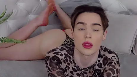 RobbyCharming — Stripchat recorded stream image, 10.04.2026 04:30