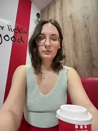The_Snowwhitee — Stripchat recorded stream image, 10.04.2026 09:00