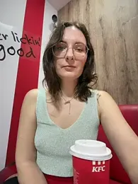 The_Snowwhitee — Stripchat recorded stream image, 10.04.2026 09:00