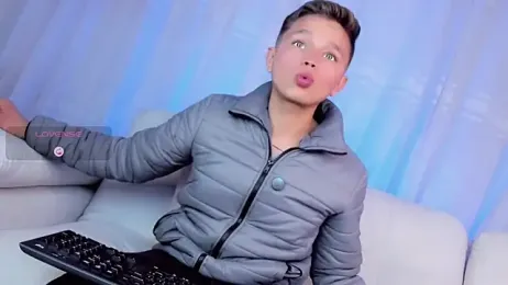 Tim_wolf — Stripchat recorded stream image, 10.04.2026 04:30