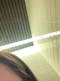 Holly_Play — Stripchat recorded stream screenshot (10 Apr 2026)