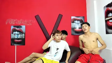 AVENGER_BOYS2026 — Stripchat recorded stream image, 10.04.2026 07:10