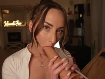 hannahjames710 — Chaturbate recorded stream image, 10.04.2026 16:20