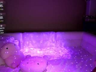 alenacroft — Camsoda recorded stream image, 10.04.2026 18:50