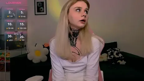 Britney_Lynch — Stripchat recorded stream screenshot (10 Apr 2026)