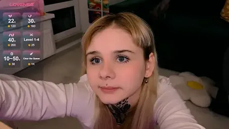 Britney_Lynch — Stripchat recorded stream screenshot (10 Apr 2026)