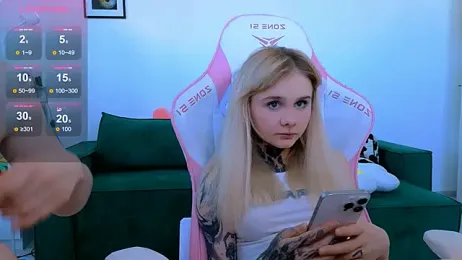 Britney_Lynch — Stripchat recorded stream screenshot (10 Apr 2026)