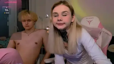 Britney_Lynch — Stripchat recorded stream screenshot (10 Apr 2026)