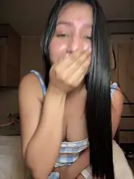 licky_lu — Stripchat recorded stream image, 11.04.2026 03:30