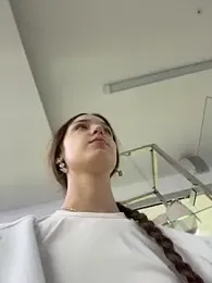 DollyTall — Stripchat recorded stream screenshot (11 Apr 2026)