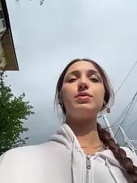 DollyTall — Stripchat recorded stream screenshot (11 Apr 2026)