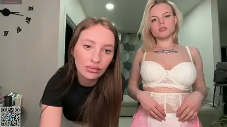 elloriah — Stripchat recorded stream screenshot (11 Apr 2026)