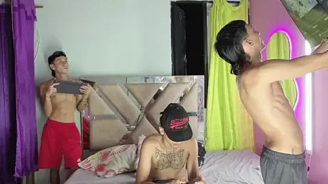 777_camilo — Stripchat recorded stream image, 12.04.2026 04:00