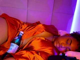 briannabrave — Camsoda recorded stream image, 12.04.2026 09:10