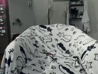 glossybabe_ — Chaturbate recorded stream screenshot (12 Apr 2026)