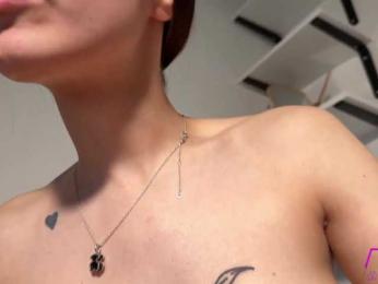 MyshkaNiks — Bongacams recorded stream image, 12.04.2026 17:40