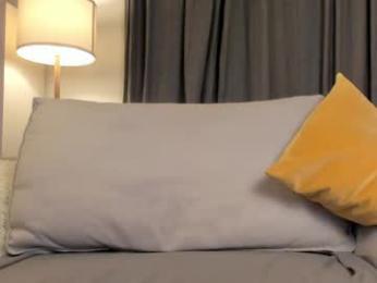 katrinewest — Chaturbate recorded stream image, 12.04.2026 17:40