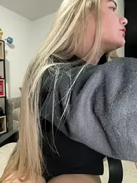 Celestedubois — Stripchat recorded stream image, 13.04.2026 00:00