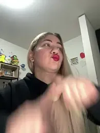 Celestedubois — Stripchat recorded stream image, 13.04.2026 00:00