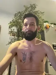 Michel_huge — Stripchat recorded stream image, 13.04.2026 04:30
