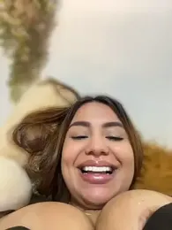 valeria2019hot — Stripchat recorded stream screenshot (13 Apr 2026)