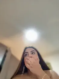 valeria2019hot — Stripchat recorded stream screenshot (13 Apr 2026)