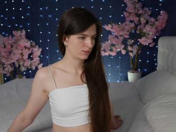 Mirror-Girl — Bongacams recorded stream image, 13.04.2026 14:40