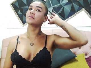andrea-safeira — Camsoda recorded stream image, 13.04.2026 14:40