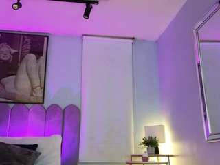 lady-brownn — Camsoda recorded stream screenshot (08 Mar 2025)