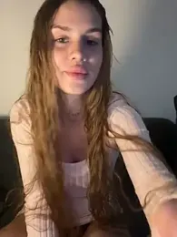 EmiliaCatalina — Stripchat recorded stream image, 13.04.2026 22:50