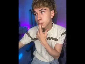 kaelwolf_tay — Stripchat recorded stream image, 13.04.2026 19:00