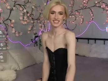 kris_mon — Chaturbate recorded stream image, 13.04.2026 22:40
