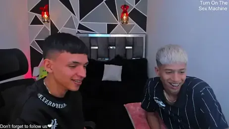 Juan_Nd_Steven — Stripchat recorded stream screenshot (14 Apr 2026)