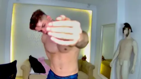 MaxKaiden — Stripchat recorded stream image, 14.04.2026 04:20