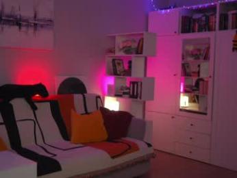 _blackbee_ — Chaturbate recorded stream screenshot (14 Apr 2026)