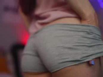 _blackbee_ — Chaturbate recorded stream screenshot (14 Apr 2026)