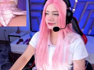 lilapop4 — Camsoda recorded stream image, 14.04.2026 13:30