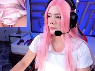 lilapop4 — Camsoda recorded stream image, 14.04.2026 13:30