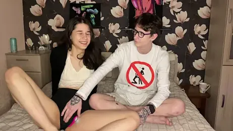 baby_lesi — Stripchat recorded stream screenshot (14 Apr 2026)