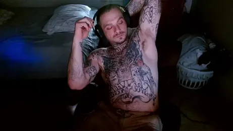 DADDY_KANE8--- — Stripchat recorded stream image, 14.04.2026 21:50